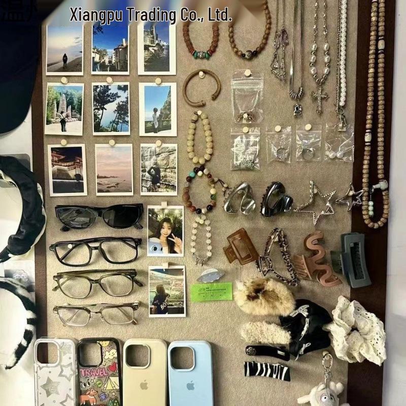 Custom Felt Pinboard Wall Stickers - Self-Adhesive Color Block for Photo Display In Dorm or Study Room