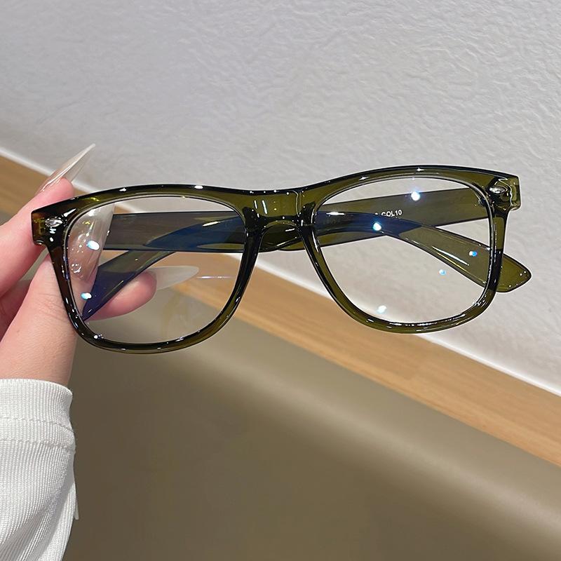

Classic Rivets Decoration Men s Glasses Fashion Blue Light Blocking Women s Glass High Quality Decorative Eyeglass зелений