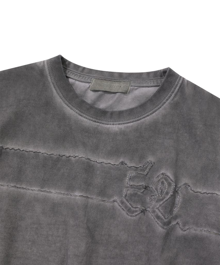 EPISODE UNTITLED Crop Luna Washed Signature Applique T-Shirt_Cocoa Gray
