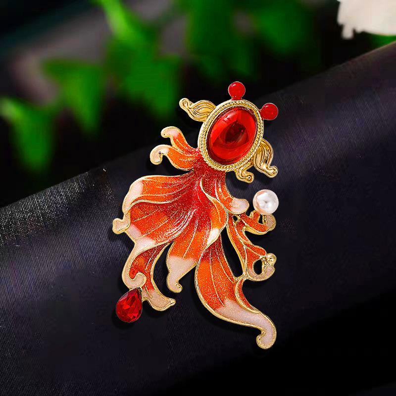 

Anti-exposure Temperament Koi Shiny Crystal Goldfish Accessory Brooch 2*5CM
