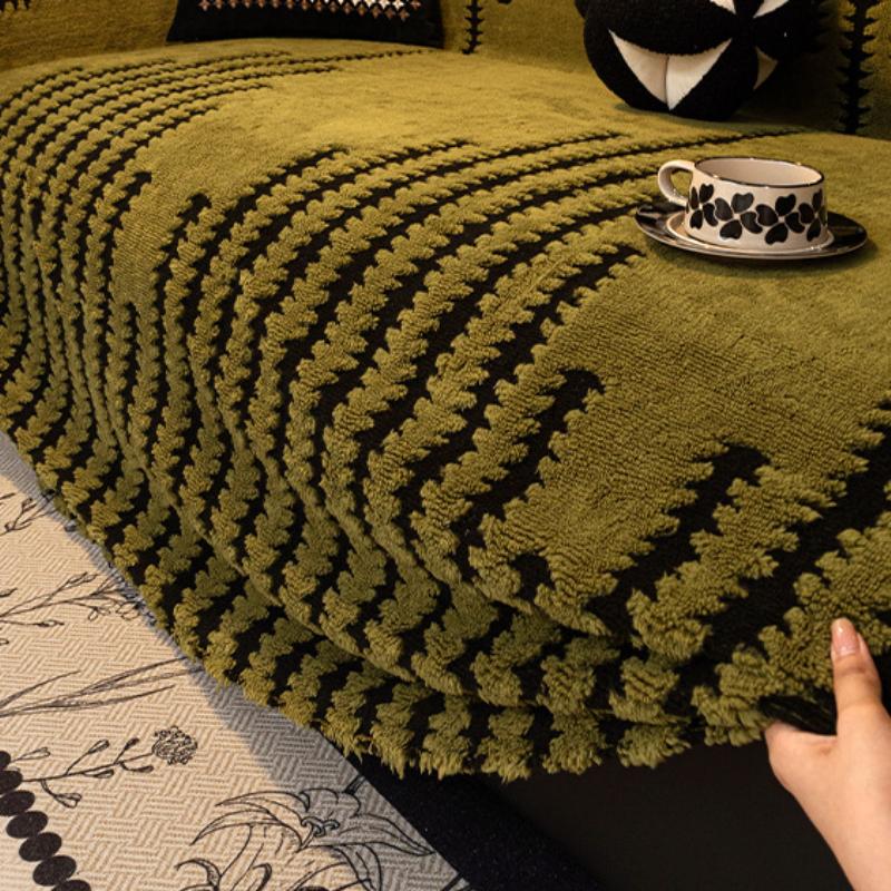 Luxurious Thick Taffeta Jacquard Sofa Cover Protects and Enhances Living Room Decor, Machine Washable, Fits Sectional Sofas Sofa for Living Room