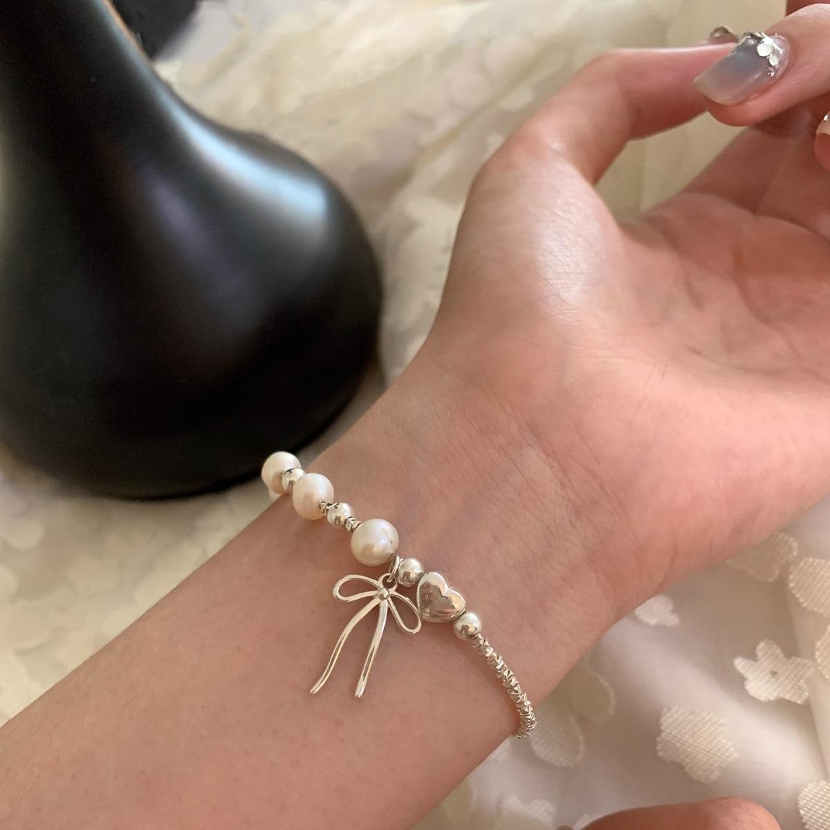 

Minimalist Luxury: S925 Sterling Silver Pearl Bow & Heart Bracelet for Women 925 Silver