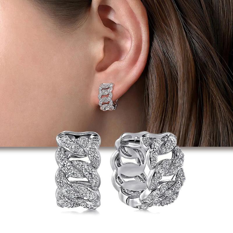 New Trend Light Luxury Fried Dough Twists Ear Ring High Grade Versatile Geometric Micro Inlay Zircon Shiny Cool Simple Zircon