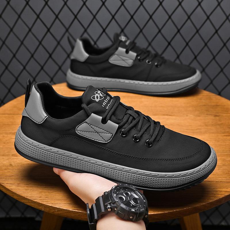 

2025 summer new four-season ice silk cloth breathable men s Korean version men s casual fashion trend youth sports shoes 44