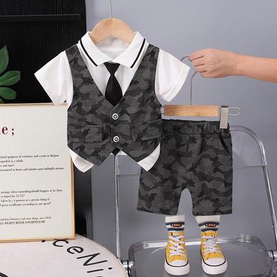 Sommer-Patchwork-Krawattenweste & Shorts Set für Jungen