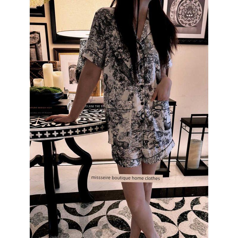 

French Dijia ~ White Background Ink Painting Short sleeve Shorts Imitated Silk Fabric Pajamas Women s Suit French style Seam Ice Silk Home Wear White ink S