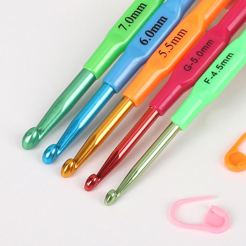 Colorful Candy Crochet Hook Set - Plastic Handles & Heads for Handmade Knitting