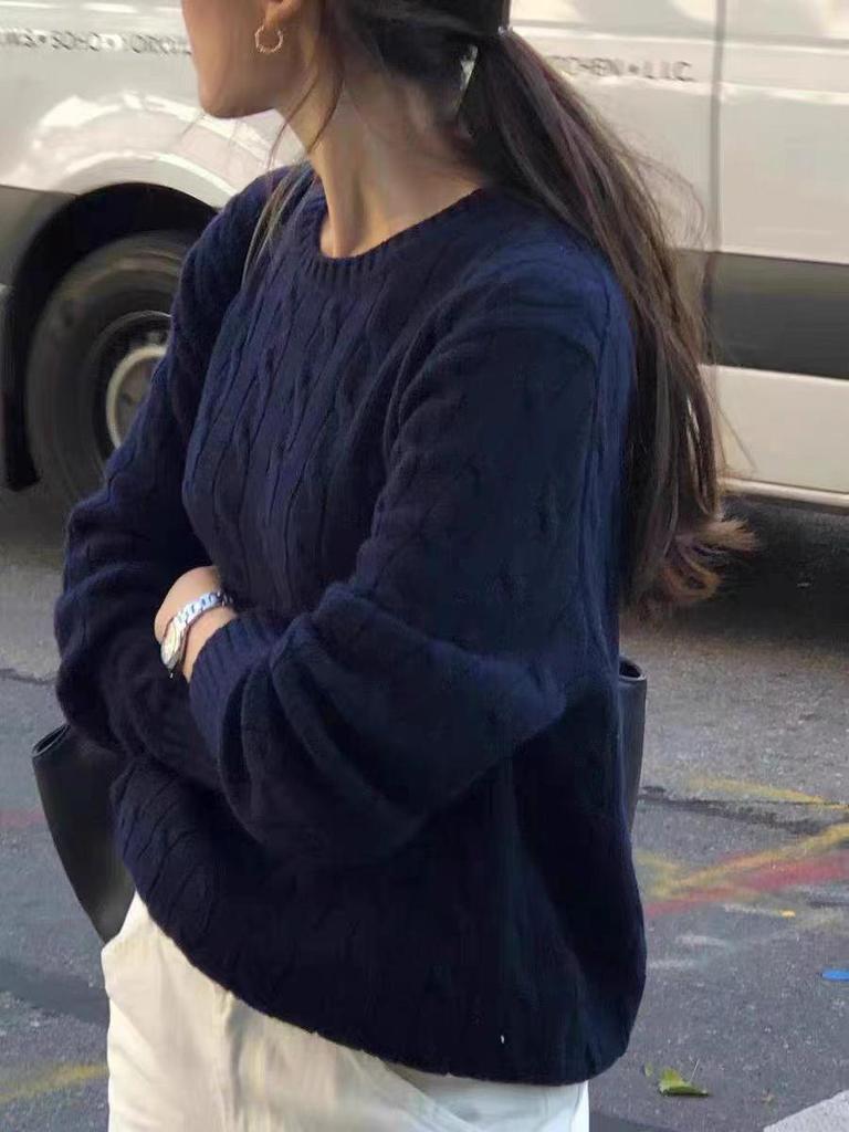 Women's Round Neck Pure Wool Cable Knit Sweater - Loose Fit, Thick Base Layer for Autumn/Winter 2026.