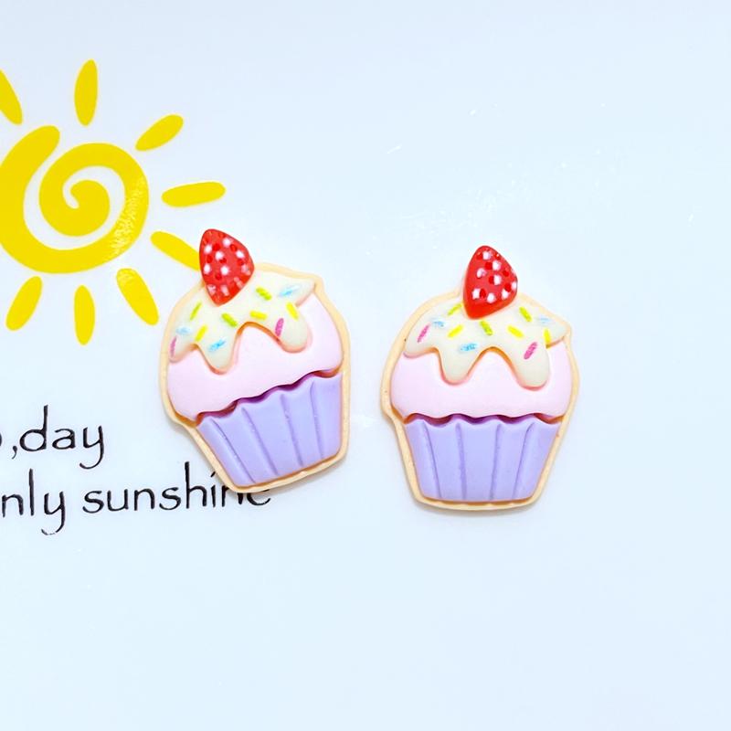 10Pcs New Resin Lovely Cartoon Ice Cream / Cake Flat Back Cabochon Scrapbook DIY Embellishments Accessories