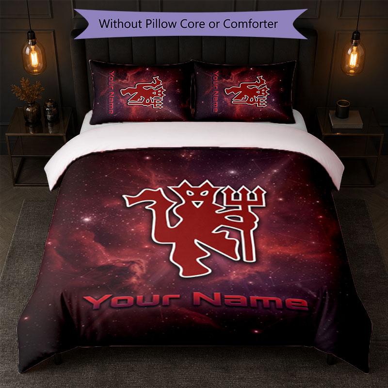 Set Biancheria da Letto Personalizzato Manchester United con Nome Testo 1 Copripiumino + 2 Federe Logo Calcio Regalo Personalizzato per Occasioni Speciali Decorazione Camera da Letto