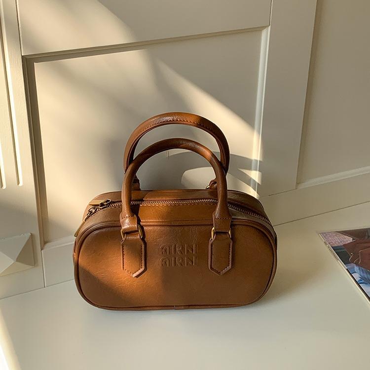 

Сумка Женская Премиальная Женская Сумка Нишевая Новая Сумка Ретро Сумка Бостон Корейская Универсальная Сумка Мессенджер коричневый