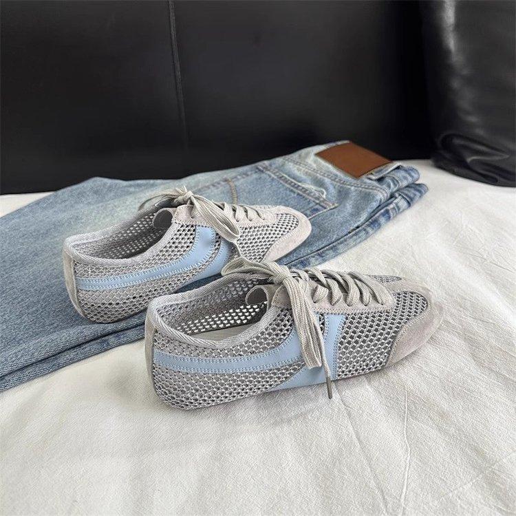2025 Summer New Mesh Breathable Versatile Flat-bottomed German Training Shoes for Women's Sports and Leisure Lightweight Versatile Forrest Gump Sho
