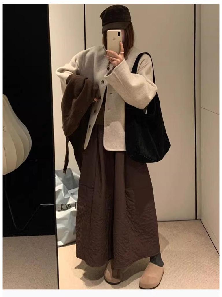 Women's Autumn/Winter 2025 Coffee Quilted Wide-Leg High-Waisted Culottes Skirt - Plus Velvet, Slimming, Thickened, Three-Quarter Length.