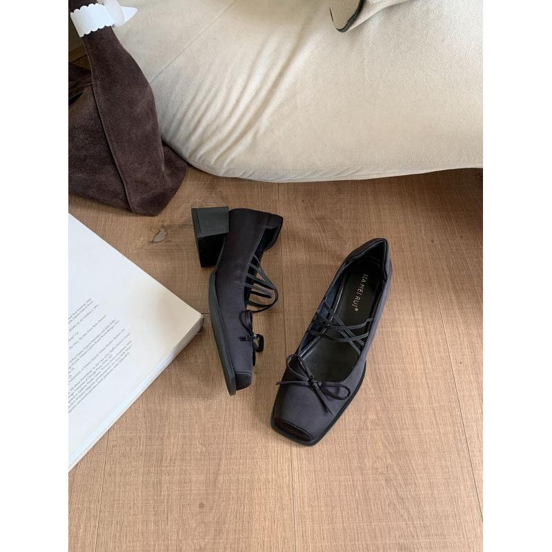 Brown French square head bow Mary Jane high heels 2025 autumn new retro thick heel light mouth single shoes
