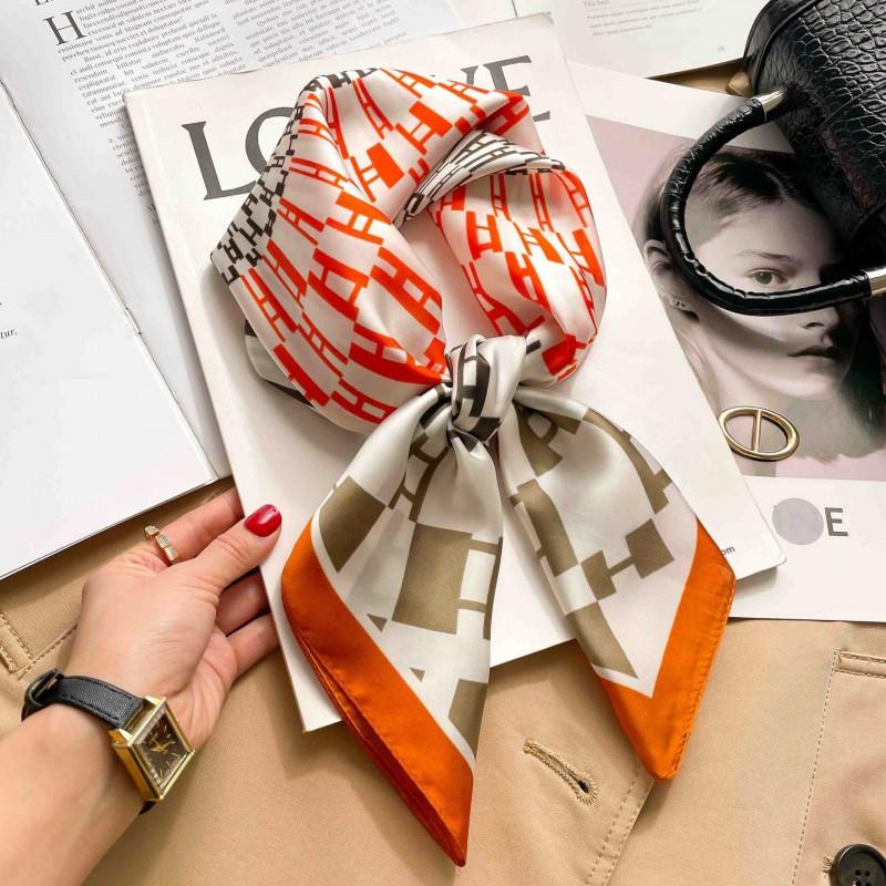 Elegant Silk-Like Square Scarf Women Korean Style Print Neck Lightweight 70x70cm Nylon Fashion Accessory