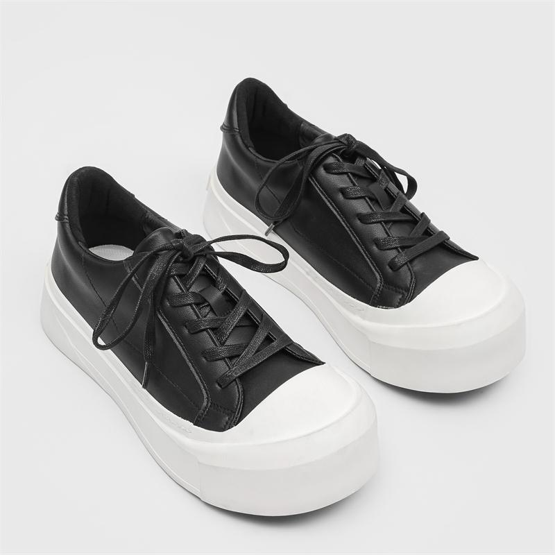 Fashion Stylish Mens Casual Sneakers Outdoor Sport Skateboard Footwear Travel Tenis Masculino Street Style Male Vulcanize Shoes Trainers