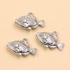 Ciondolo Pesce Rosso Placcato Oro 18k in Acciaio Inossidabile per Bracciale/Collana Fai da Te (Serie Oceano)