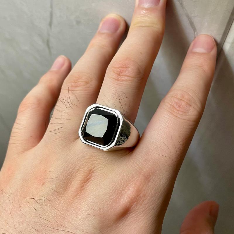 Anello Retro Onice in Vetro Nero Per Uomo Lega Classico Moda Designer Anello Zircone Fatto a Mano Rock Hiphop Accessori Regalo Unisex