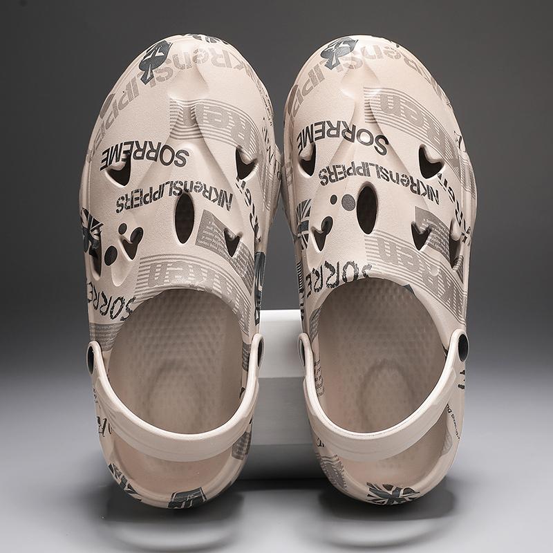 2024 Factory Cheap EVA Men's Clogs Shoes Lightweight Wholesale Plastic Clog Men Beach Working Sandals With Men Clogs&Mules