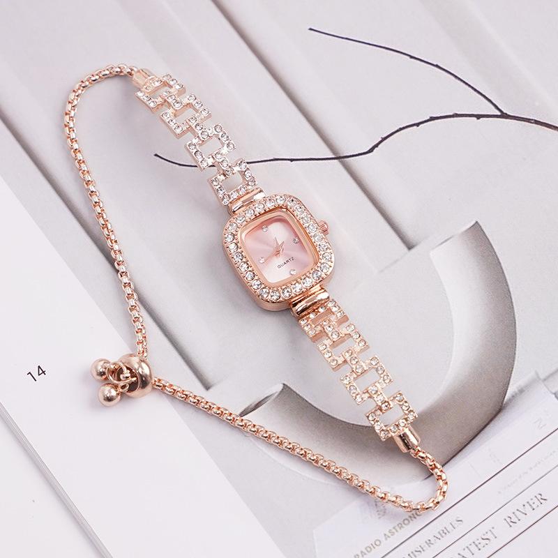 Cross-border New Small Square Bracelet Pull Women's Watch Free Adjustment Square Chain Diamond Set Small Ladies Quartz Watch