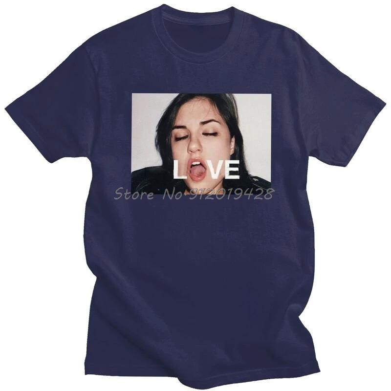 

Класична футболка Sasha Grey Love Чоловіча футболка з коротким рукавом з принтом фільму Топи Мода Вуличний одяг Бренд Футболка Одяг L темно-синього кольору