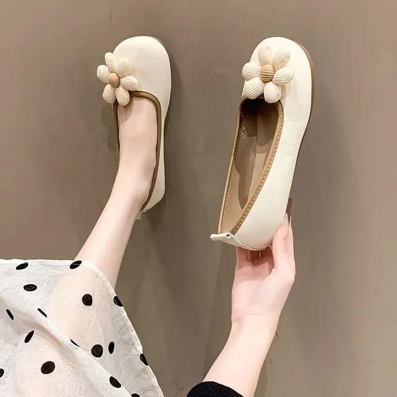 Fashion Slip-on Square Toe Ladies Footwear Low Heel Elegant Moccasins Women's Flat Shoes A Line Aesthetic Chic Luxury Casual Vintage Y2k