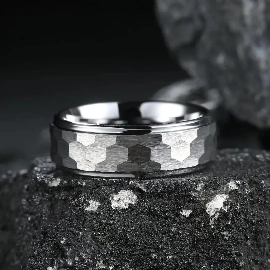 Fashion 8mm Silver Color Stainless Steel Rings For Men Hammered Hexagon Pattern Men Engagement Ring Anniversary Jewelry Gifts
