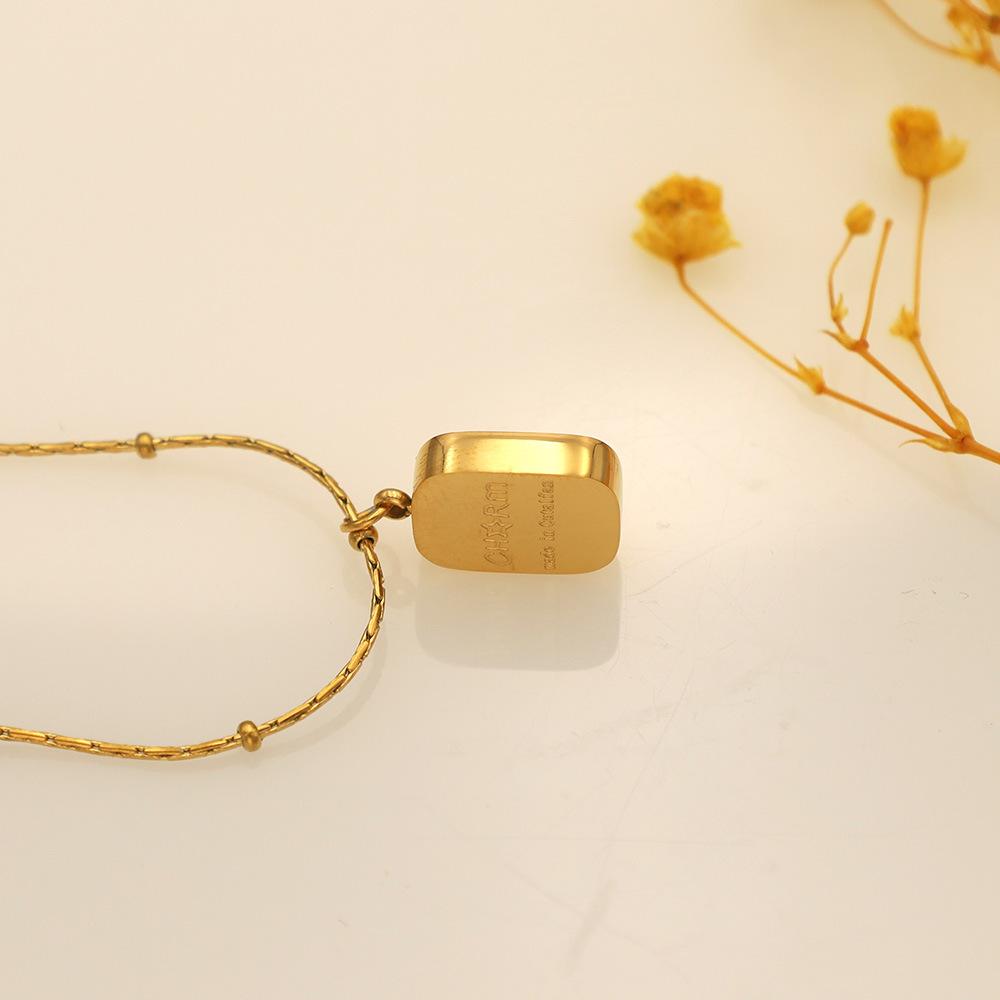 Accessories Light Luxury Niche Design Clavicle Chain High Sense Letter Square Pendant Titanium Steel Necklace Women'S Summer