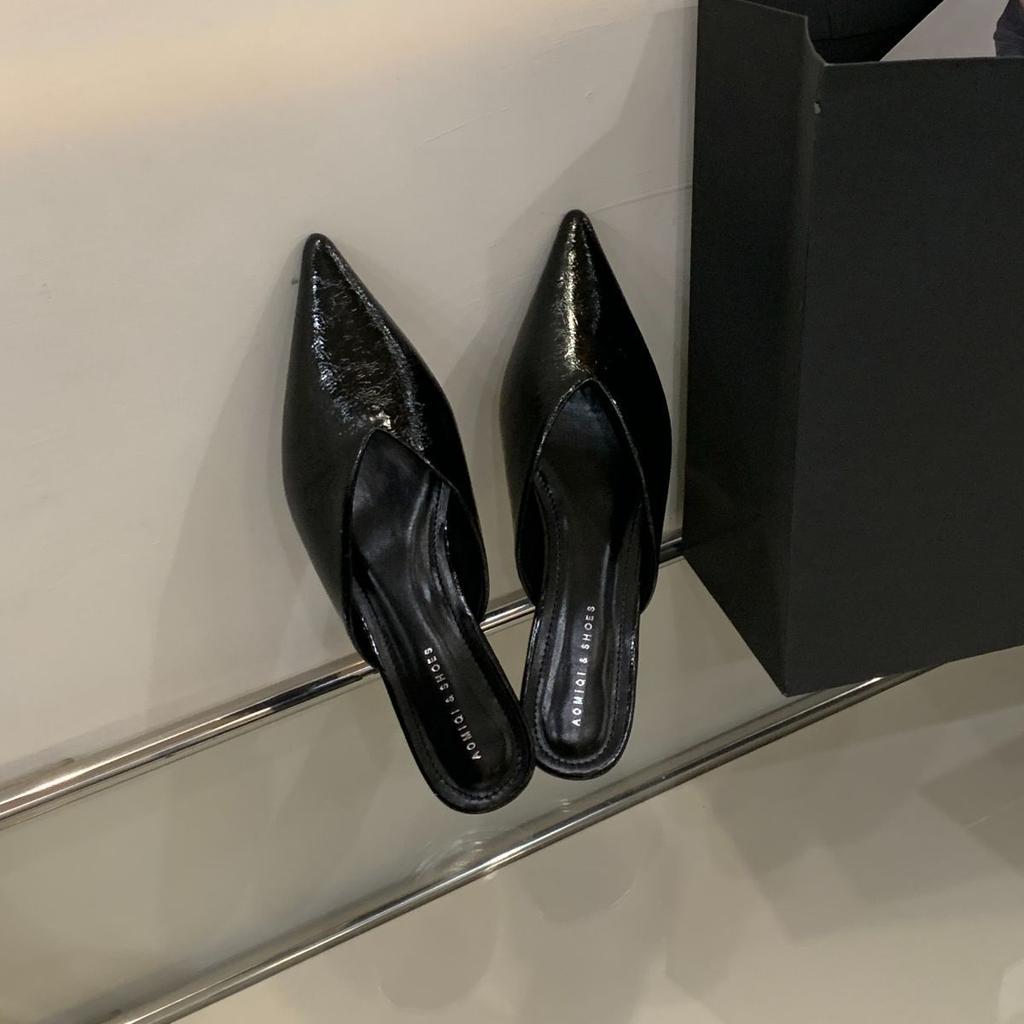 2025 New Summer Wear Flat Bottom Pointed Mueller Half Slippers Women's Shallow Mouth with Skirt Slippers Women's Bag Head Slippers