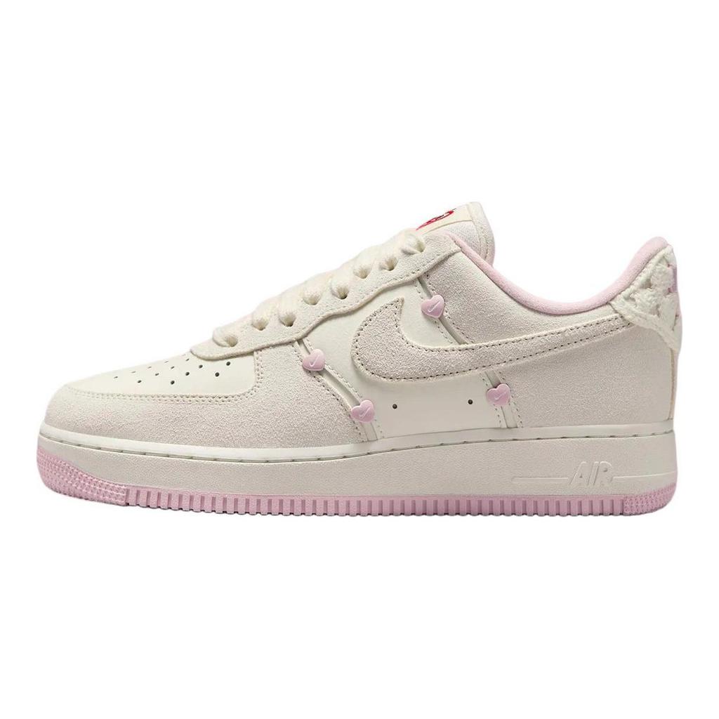 Nike Sneakers da donna Air Force 1 Low San Valentino 2025 HV5992-111