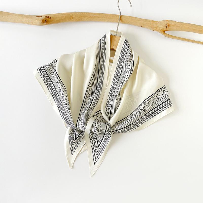 Niche Irregular Scarf Shawl Spring and Summer Twill Triangle Scarf Versatile Scarf Professional Leopard Scarf Decoration