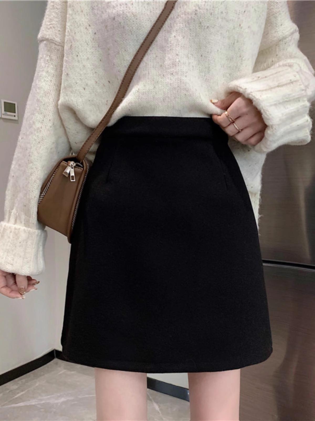 

High-Waisted Slimming Wool A-Line Skirt for Women - Autumn/Winter Korean Style, Petite Black Short Skirt 4XL