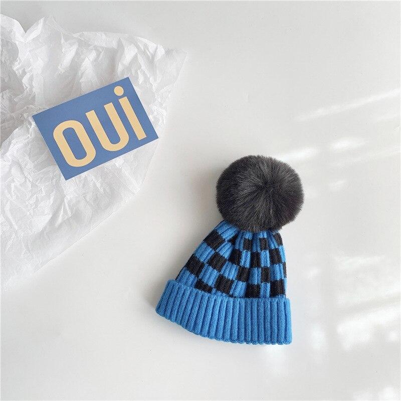 

Простая шапочка для малышей в стиле ретро, ​​европейский стиль, вязаная крючком шапка с клетчатой ​​доской для детей, для мальчиков и девочек, осенне-зимняя вязаная плюшевая шапка с шариком