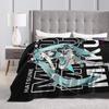 Anime přikrývky Hatsune Miku Fleece Textilní dekorace Multifunkční Super teplá přehozová deka pro domácnost Cestování Prošívaná deka
