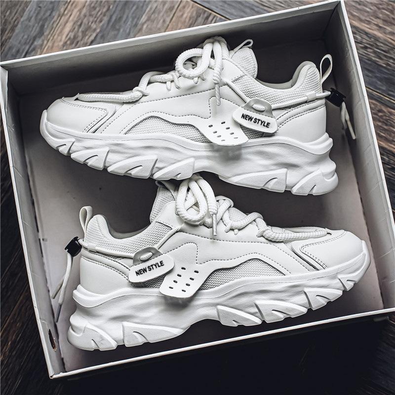 Herren-Mesh-Papa-Schuhe mit dicker Sohle für Frühling und Sommer sind modische, atmungsaktive und nicht riechende Fußsportschuhe, trendige Freizeitschuhe für junge Männer