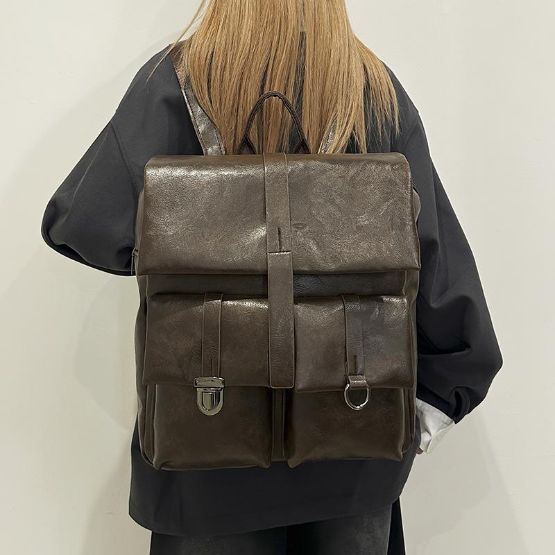 Schoolbag Vintage PU Leather Backpack Men's and Women's Commuter Niche Design Sense Travel Backpack Advanced Sense Student School Bag Computer Bag