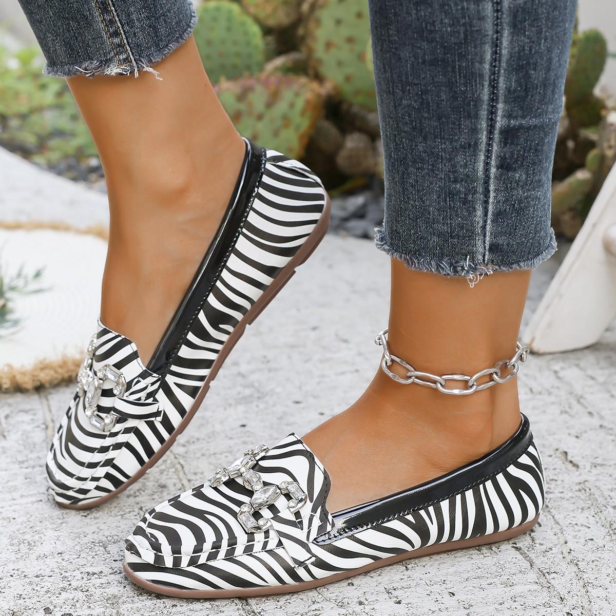 

Модные женские туфли на плоской подошве Модные повседневные лоферы 2025 Женские элегантные туфли с бантом-бабочкой Удобная обувь Женские мягкие классические офисные туфли 42