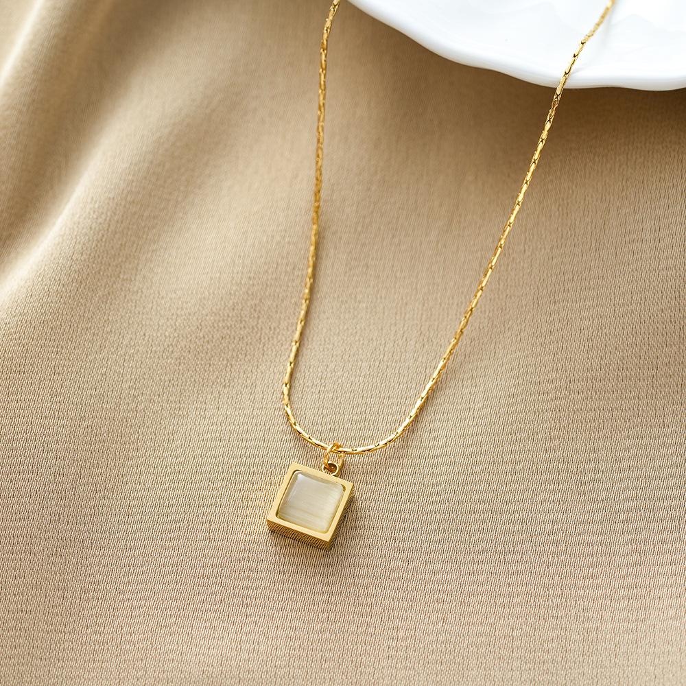 Titanium Steel Cat Eye Stone Vintage Pendant Collarbone Necklace Women's High-End Necklace Jewelry Long-Lasting