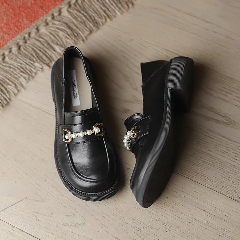 

Маленькие кожаные туфли Xiaoxiangfeng на мягкой подошве, новая универсальная женская обувь, модные темпераментные одинарные туфли, женская обувь на толстой подошве 35 чёрный