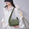 Kompaktní crossbody taška s více kapsami na zip pro muže a ženy