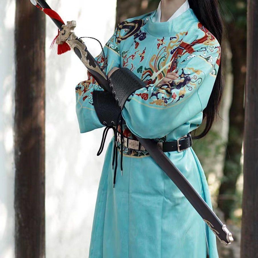 Chinese Tang Dynasty Style Hanfu Round Neck Robe Men and Women Couples Flying Fish Clothes