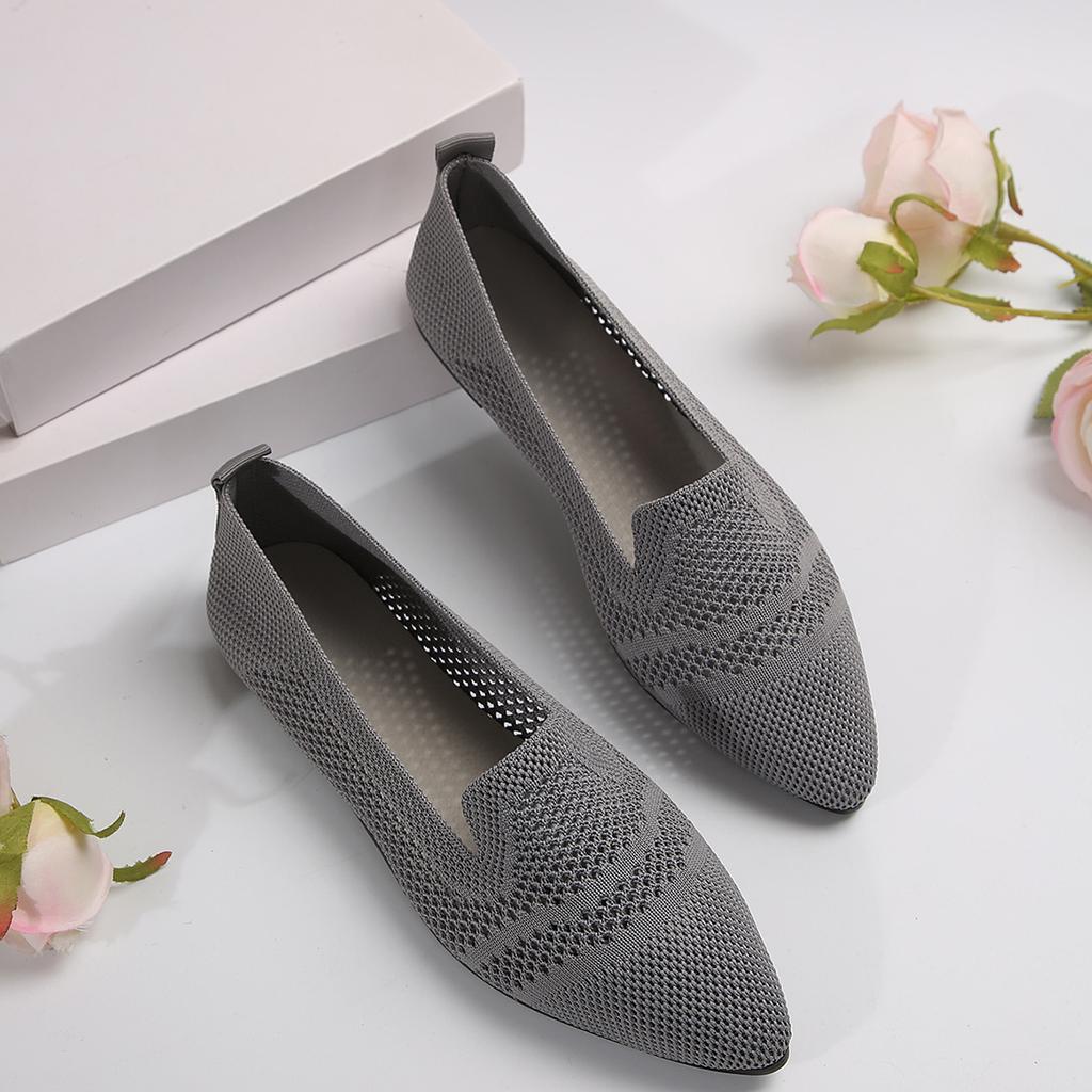 Fashion New Women Flats Solid Color Mesh Loafers Shallow Women Flats Shoes Soft Bottom Knit Ballet Flats Shoes Casual Slip on Boat Shoes