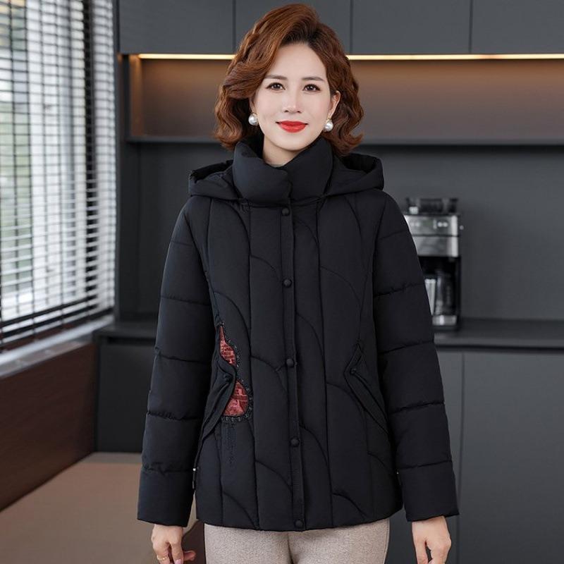 Mom winter padded jacket medium and old women's padded jacket short padded jacket warm embroidered flower women's top winter
