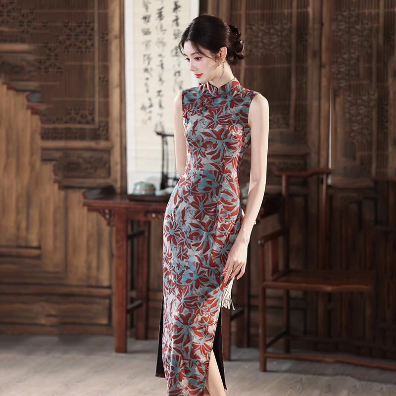Sleeveless national style, new Chinese Suzhou long cheongsam, improved young 1011 new women's high-end sense, daily wear