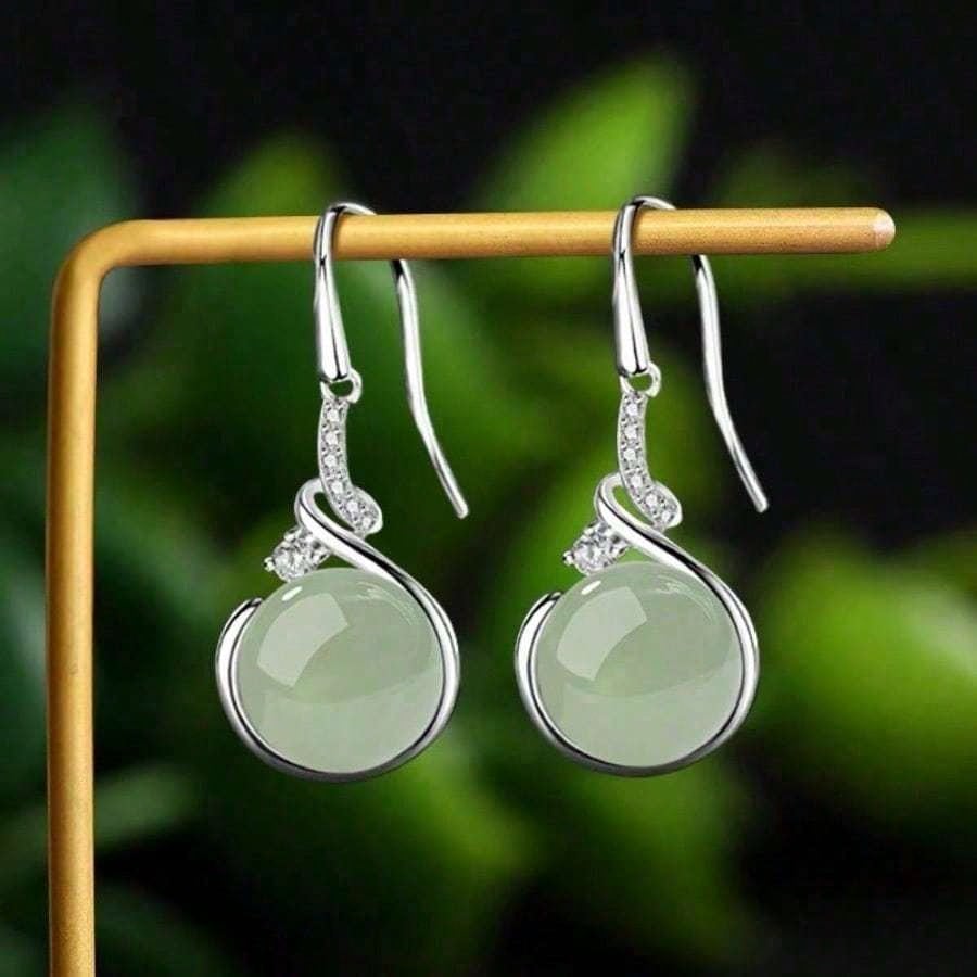 1 Pair of Retro Style Imitation Jade Earrings, High-end Quality, Lightweight and Luxurious.