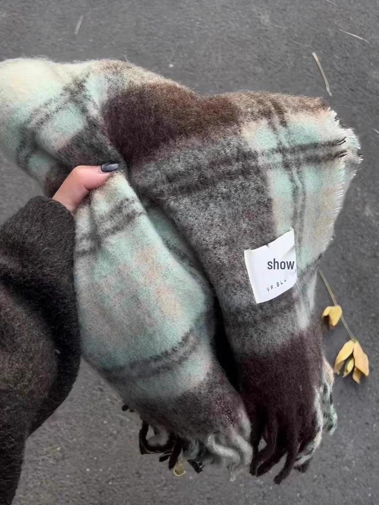 Korean Style Imitation Cashmere Plaid Scarf - Women's Warm, Thick, and Versatile Neck Warmer for Fall and Winter.