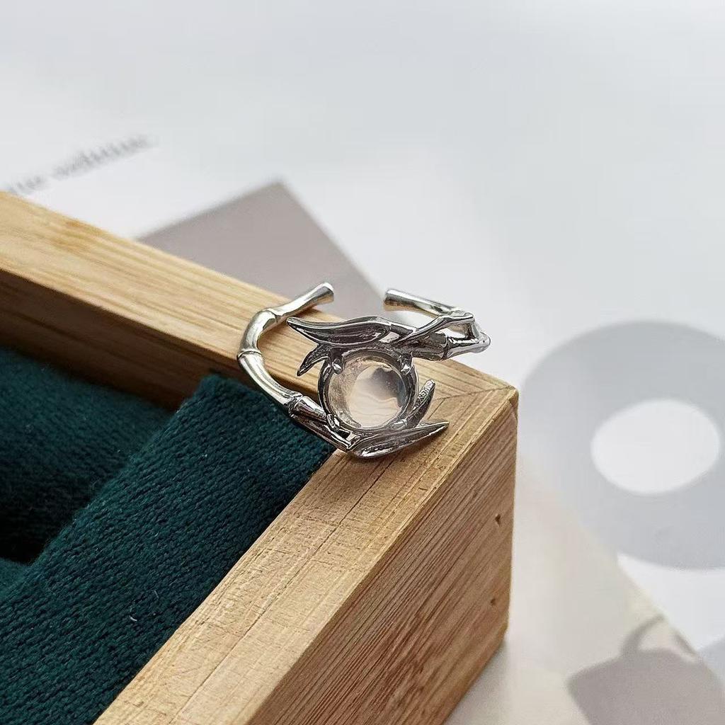 Niche Texture Inlaid Moonstone Zircon High-End Sense Personality Opening Retro Ring Women