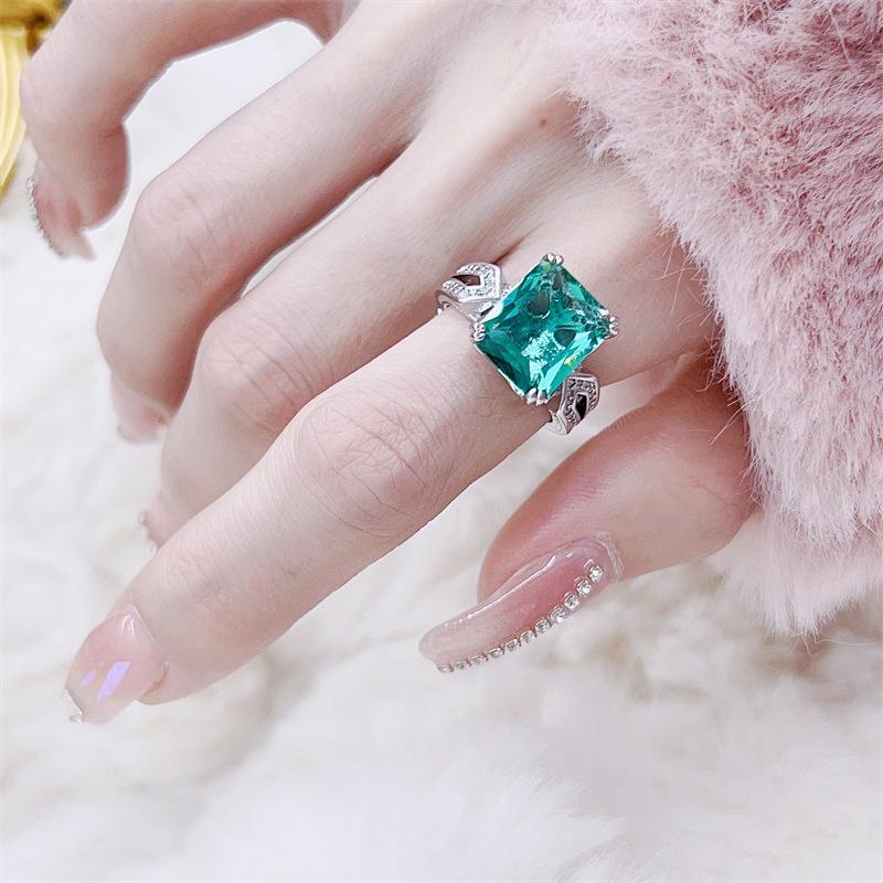Emerald Square-Cut Gemstone Ring for Women - Cool Style, Light Luxury, High-End Feel Adjustable Open Size
