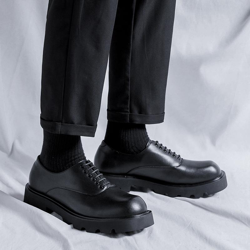 2024 Fashionable Men's British Style Thick Bottomed Work Shoes Brand Classic Black Lace Up Comfortable Square Toe Leather Shoes