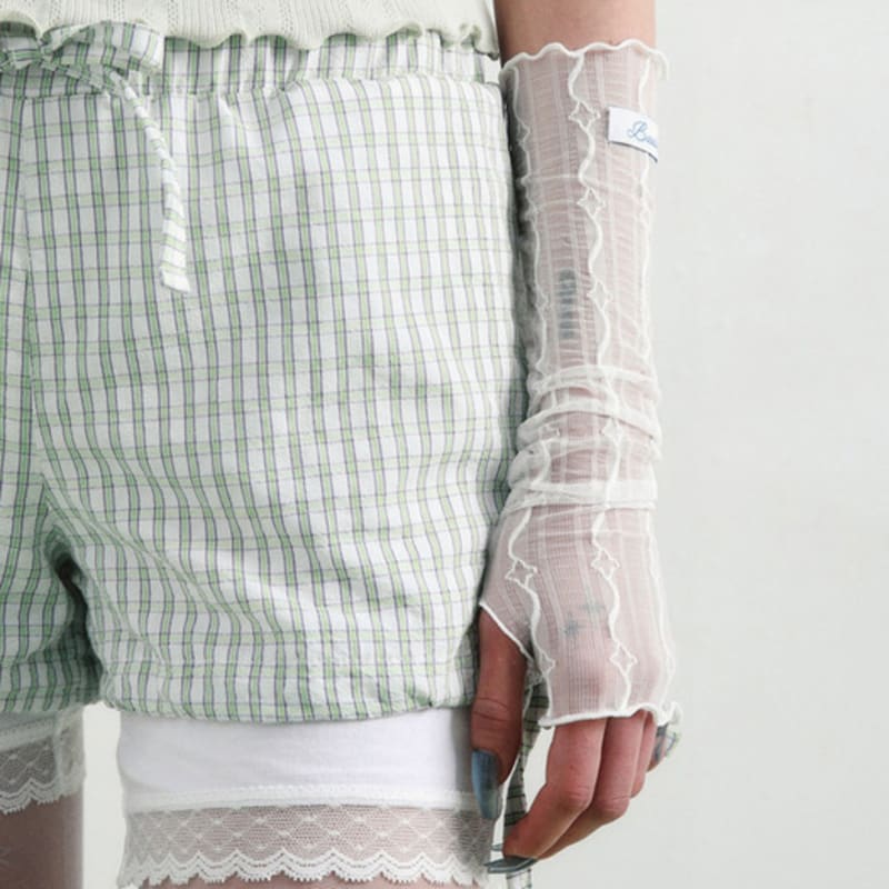BadBlue Star Lace Hand Warmer